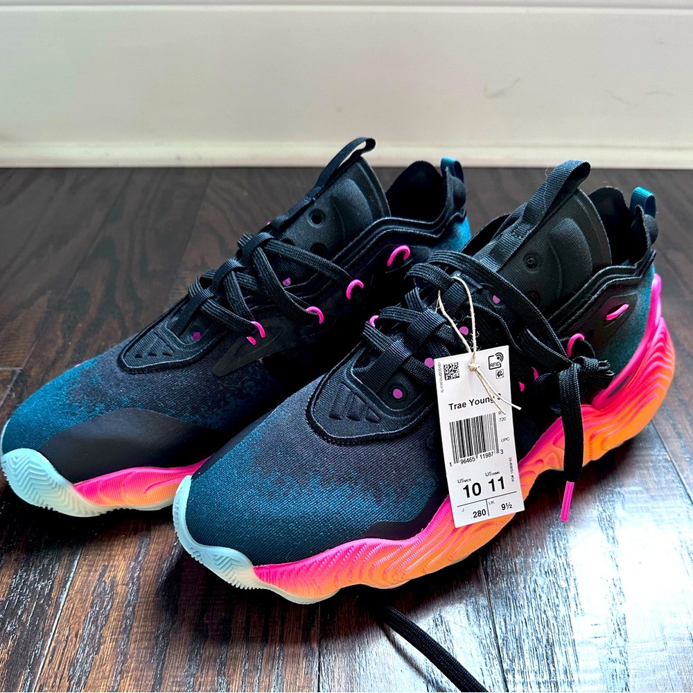 ADIDAS Trae Young 3 Basketball shoes